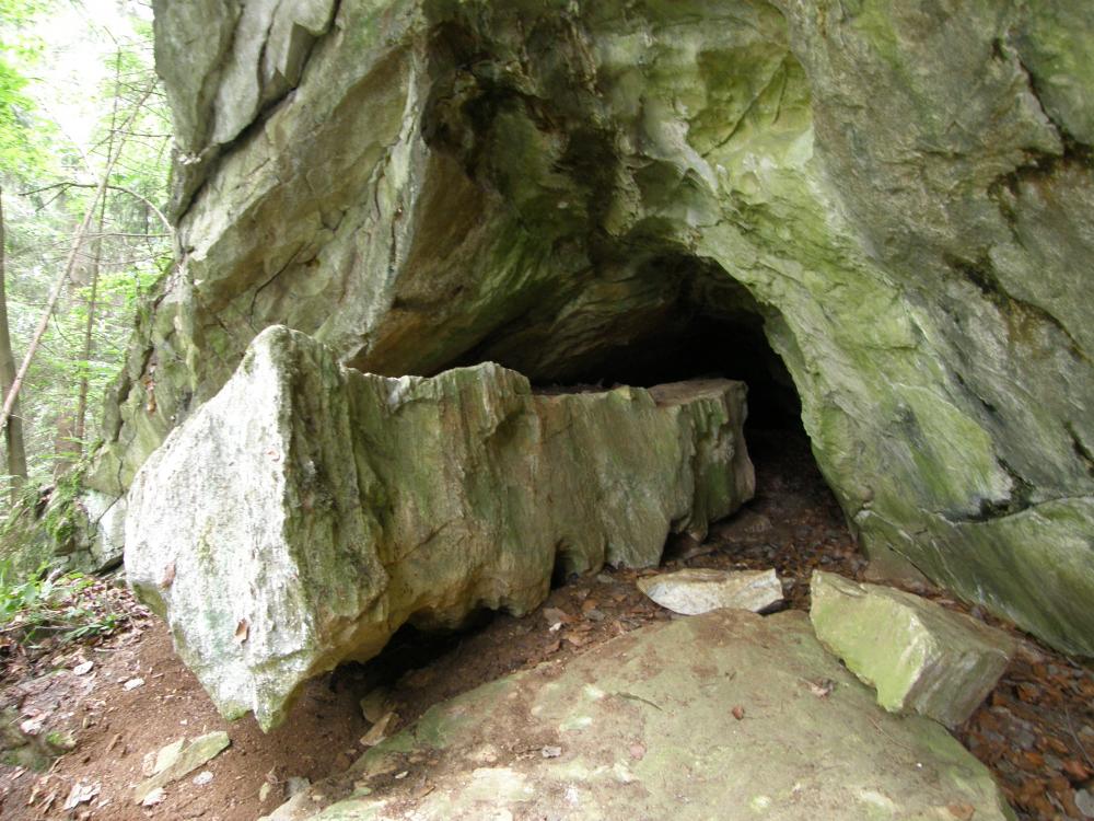 Jurmanova jeskyně